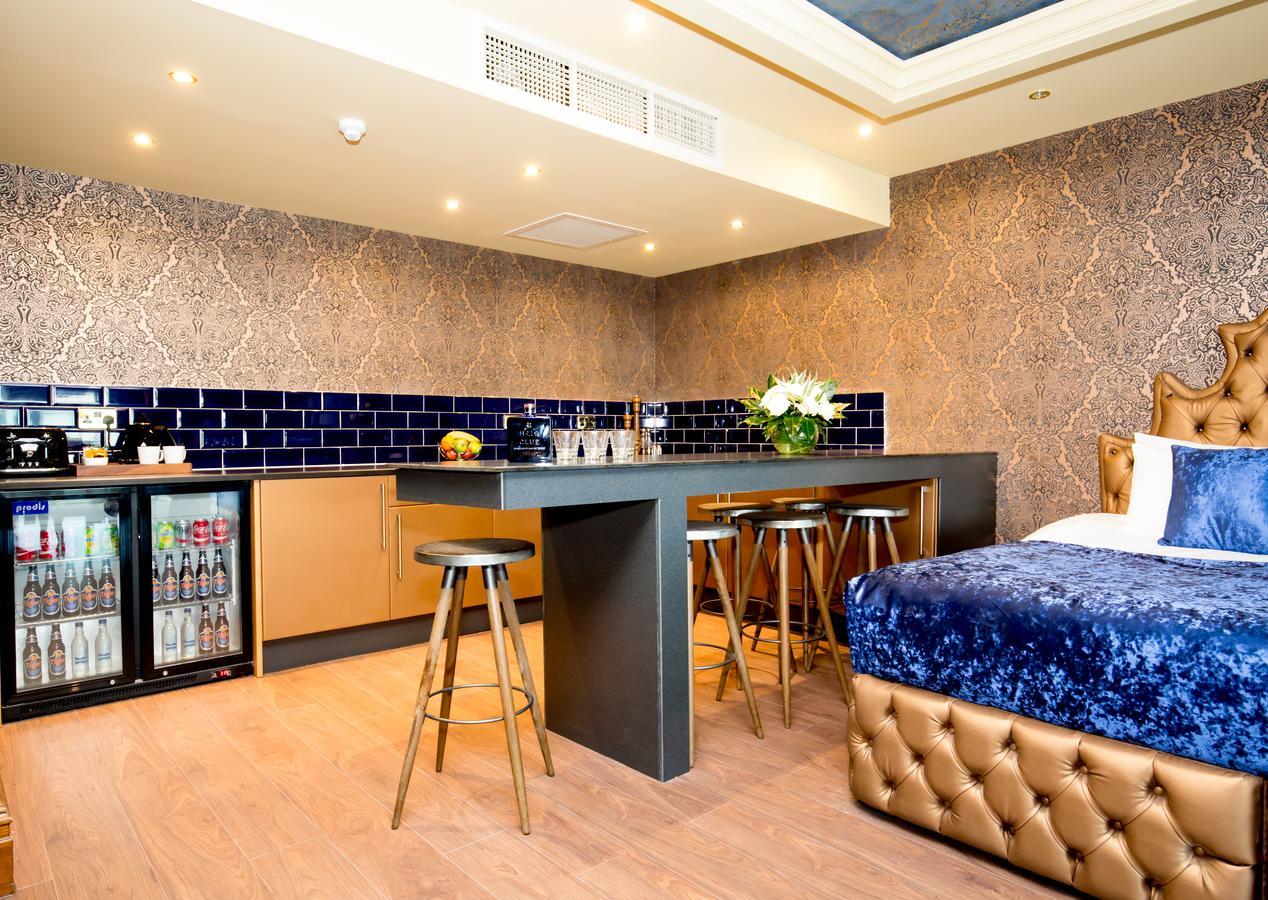 Signature Living At Shankly Hotel Liverpool Bagian luar foto